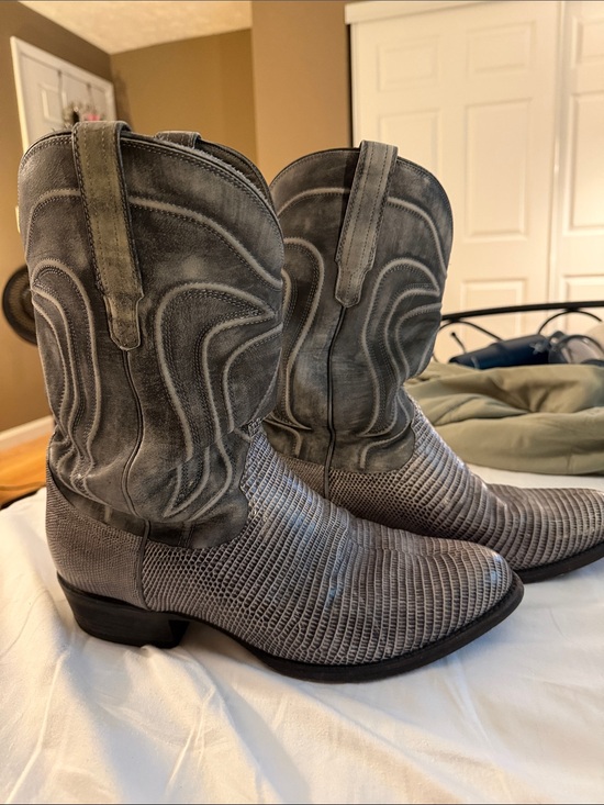 Tecovas Other - Tecovas Gray Textured Leather Cowboy Boots